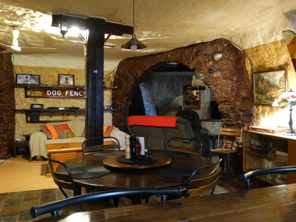 Di'S Dugouts Hotel Coober Pedy Exterior foto