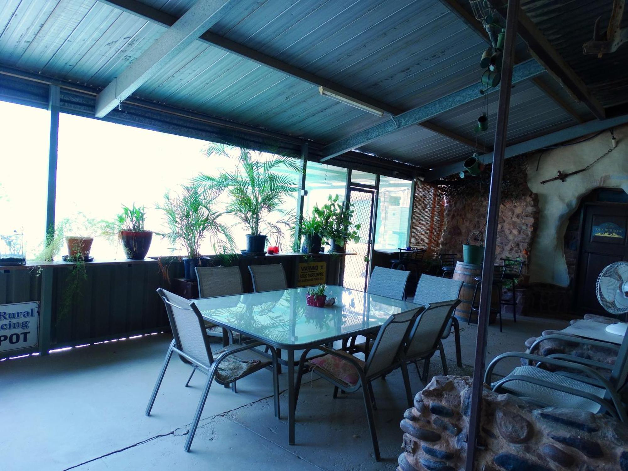 Di'S Dugouts Hotel Coober Pedy Exterior foto