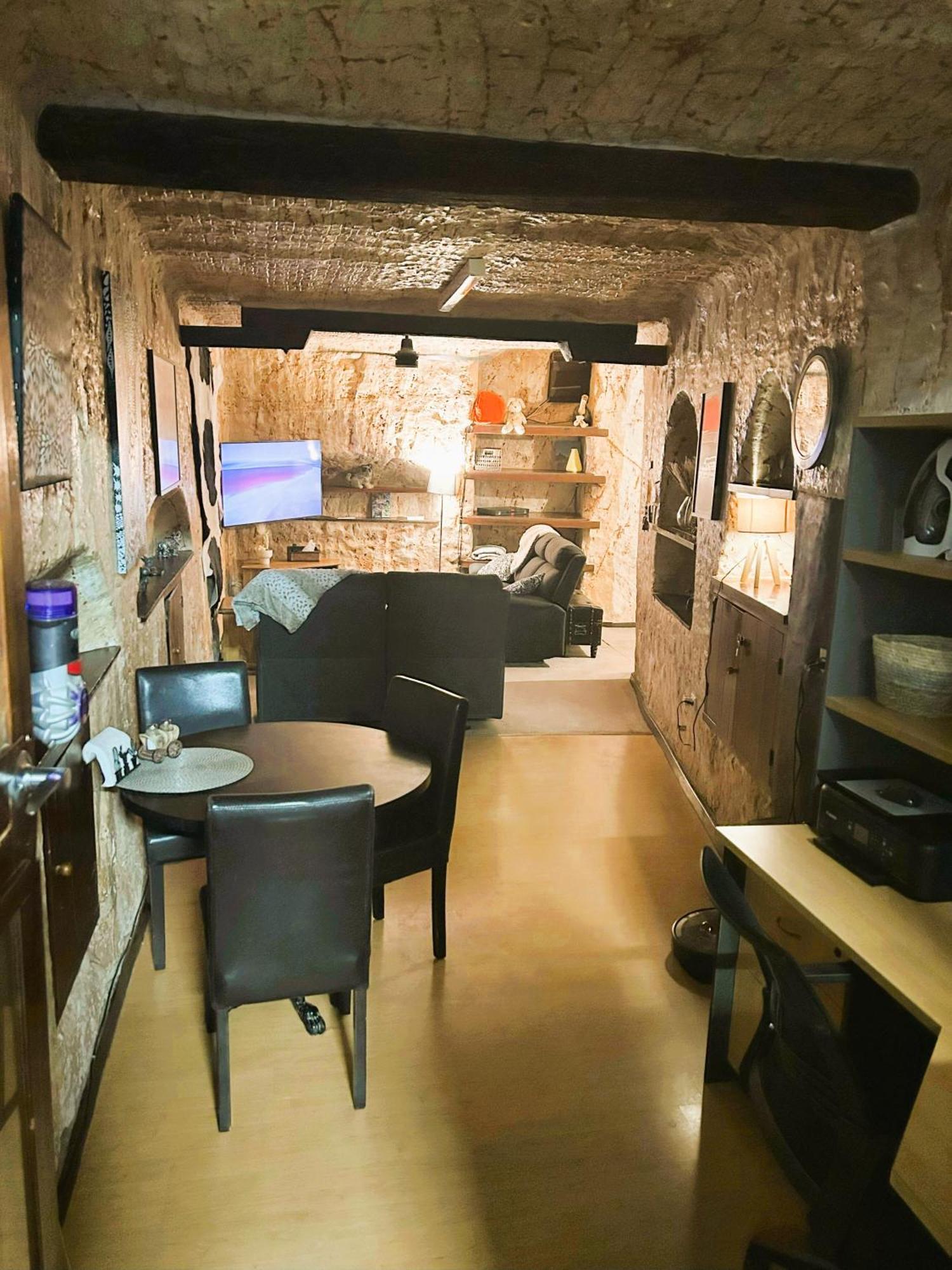 Di'S Dugouts Hotel Coober Pedy Exterior foto